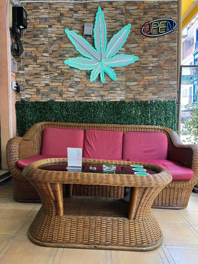 Cozy Place Patong Екстериор снимка