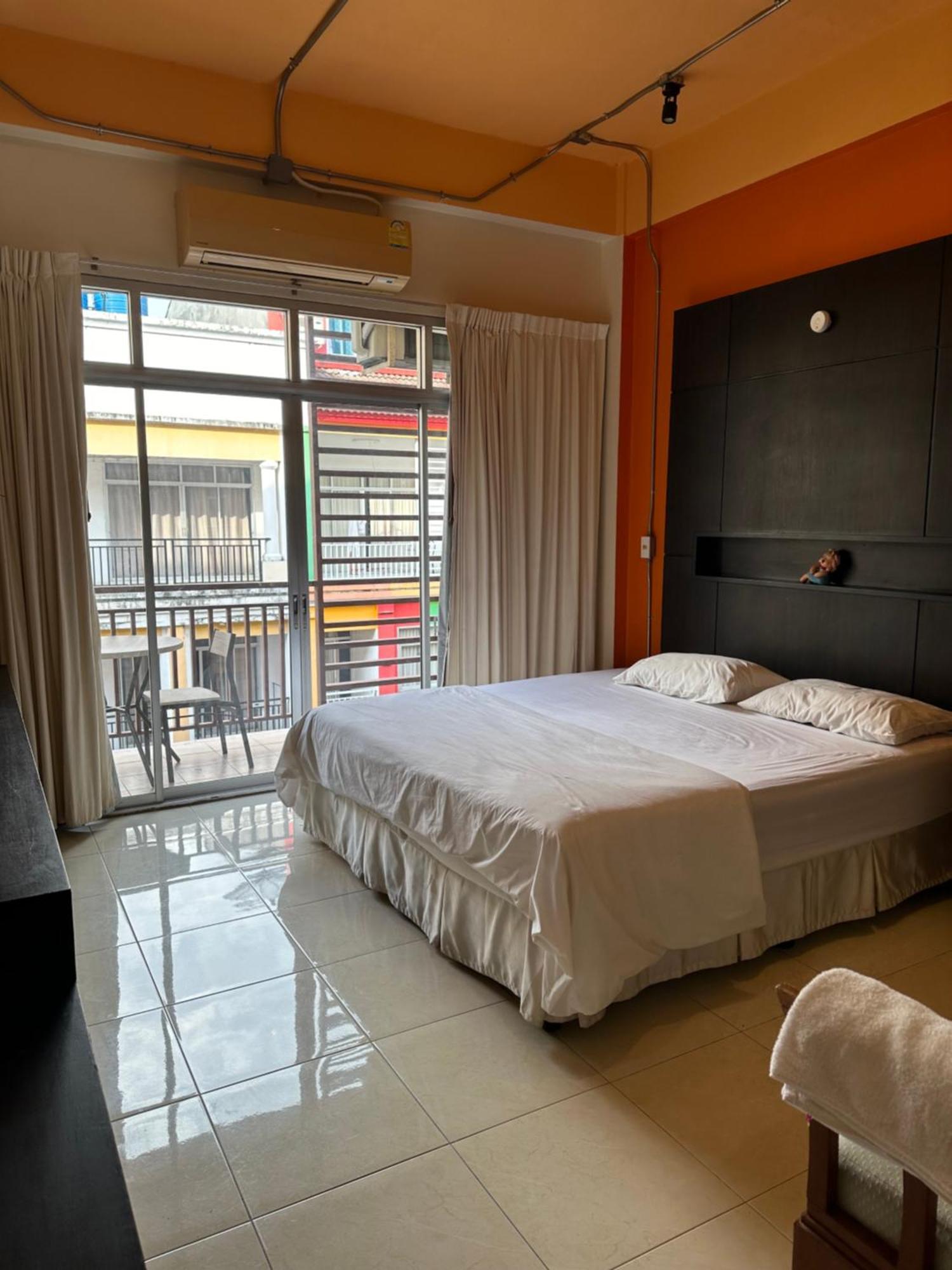 Cozy Place Patong Екстериор снимка
