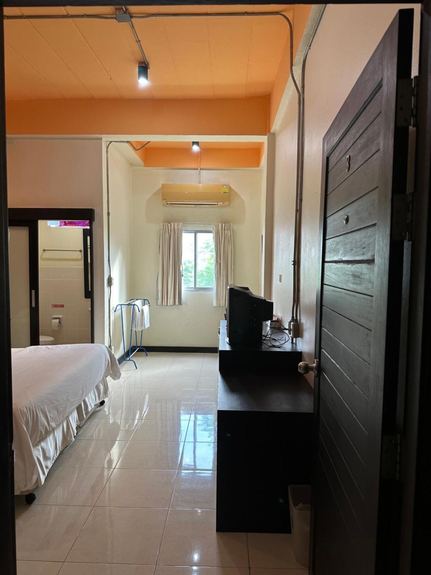 Cozy Place Patong Екстериор снимка